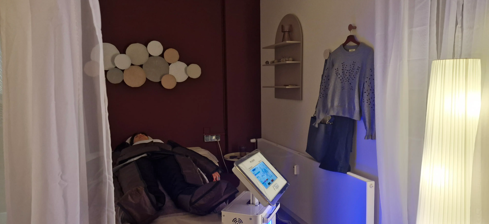 Solarium La Forme lymfodrenaz neinvazivni hubnuti Praha